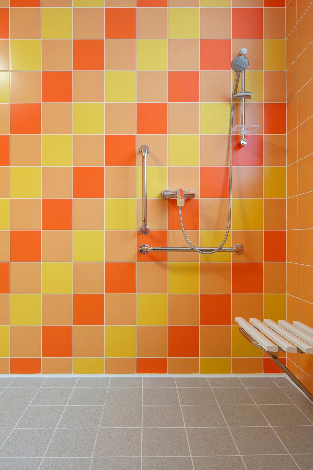 Fliesenfarbe One Orange 20x20 glänzend