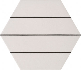 Schwarze Hex-Fliese von Porto Savona. 22x25
