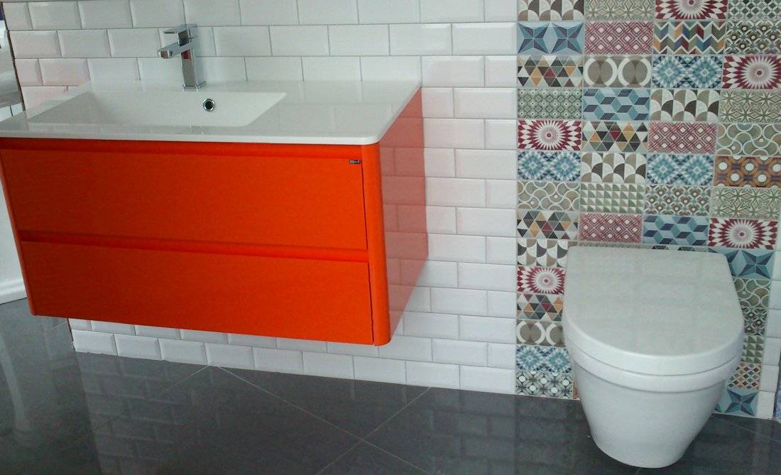 Fliese Metro Patchwork Farbe 7,5x15. Zufällige Auswahl an Dekoren.