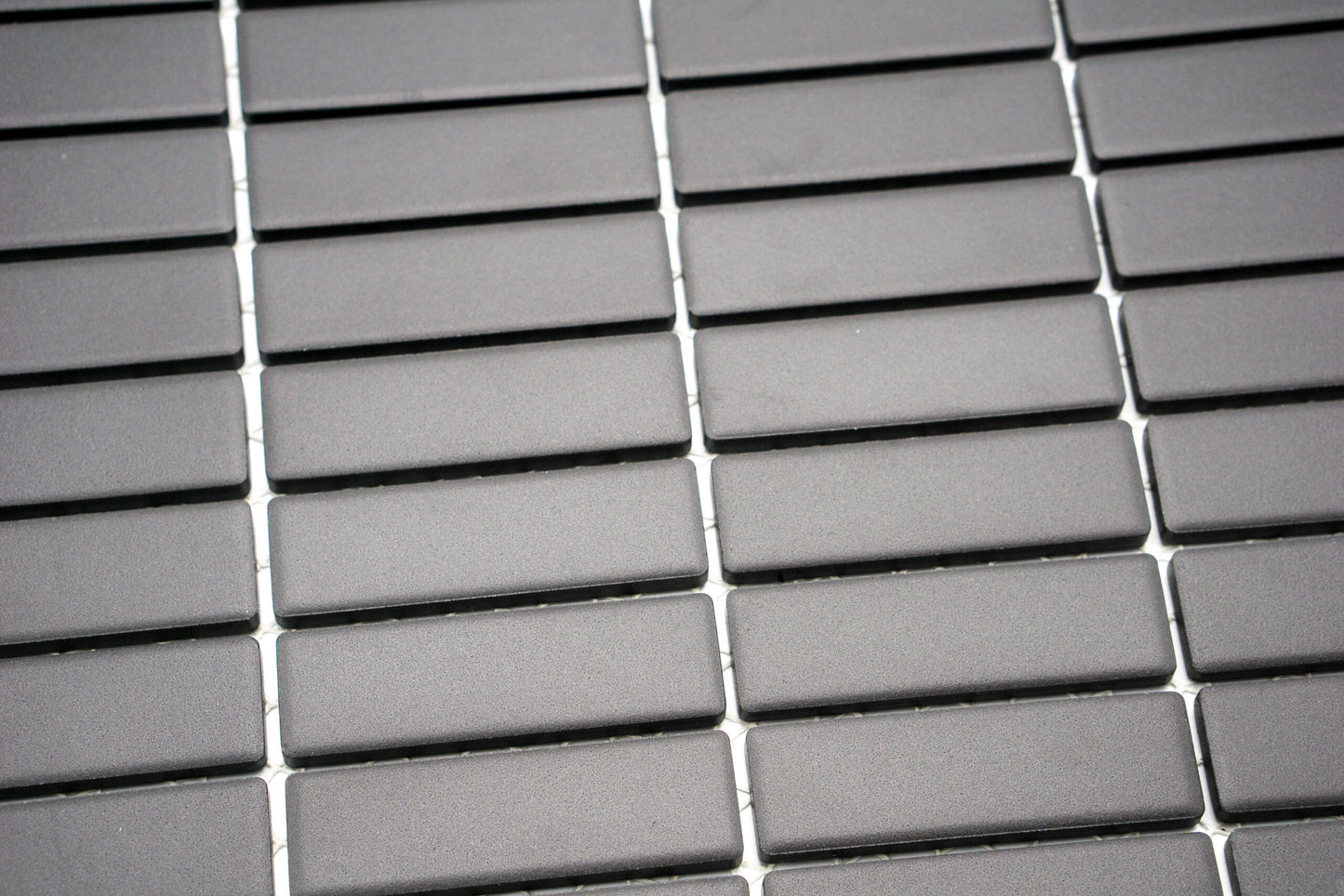 Mosaikstein unglasiert schwarz matt B06R GI 7003